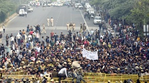 JNU students take part in massive protest against education norm policies at JNU in New Delhi on 11 November 2019.(( Biplov Bhuyan/HT photo)) JNU students take part in massive protest against education norm policies at JNU in New Delhi on 11 November 2019.(( Biplov Bhuyan/HT photo))