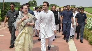 Congress President Sonia Gandhi with party leader Rahul Gandhi.(PTI PHOTO.) Congress President Sonia Gandhi with party leader Rahul Gandhi.(PTI PHOTO.)