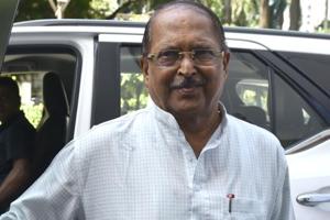 TMC leader Subrata Mukherjee sought to know if it was an attempt by the BJP to divert attention from “the historic launch” of the ruling party’s report card.(Hindustan Times) TMC leader Subrata Mukherjee sought to know if it was an attempt by the BJP to divert attention from “the historic launch” of the ruling party’s report card.(Hindustan Times)