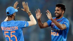 Deepak Chahar celebrates with teammate Washington Sundar.(PTI) Deepak Chahar celebrates with teammate Washington Sundar.(PTI)