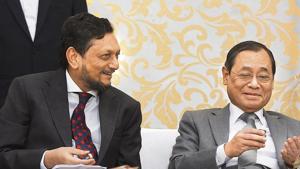 Outgoing Chief Justice of India Ranjan Gogoi (R) with his successor Sharad Arvind Bobde during Gogoi’s farewell function organised by BAR association of India at Supreme Court lawn in New Delhi on Friday.(Photo by Mohd Zakir/ Hindustan Times) Outgoing Chief Justice of India Ranjan Gogoi (R) with his successor Sharad Arvind Bobde during Gogoi’s farewell function organised by BAR association of India at Supreme Court lawn in New Delhi on Friday.(Photo by Mohd Zakir/ Hindustan Times)