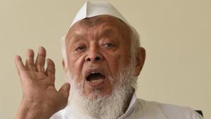 President of Jamiat Ulema-e-Hind Maulana Arshad Madni says the Sunni Waqf Board should not accept the five-acre plot for a mosque awarded to the Muslim community in SC’s Ayodhya judgement.(Sonu Mehta/HT PHOTO) President of Jamiat Ulema-e-Hind Maulana Arshad Madni says the Sunni Waqf Board should not accept the five-acre plot for a mosque awarded to the Muslim community in SC’s Ayodhya judgement.(Sonu Mehta/HT PHOTO)