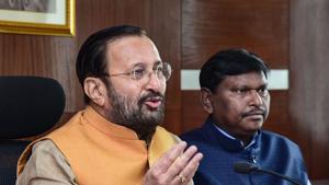 Prakash Javadekar said that fake news is a bigger problem than paid news and the press should discuss ways to curb it.(PTI Photo) Prakash Javadekar said that fake news is a bigger problem than paid news and the press should discuss ways to curb it.(PTI Photo)
