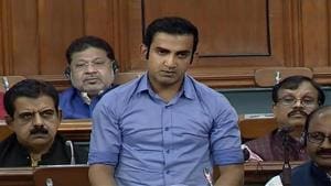 Gautam Gambhir on Tuesday called for an end to politics over pollution.(PTI) Gautam Gambhir on Tuesday called for an end to politics over pollution.(PTI)