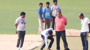 Sourav Ganguly inspects Eden Gardens pitch.(BCCI/Twitter) Sourav Ganguly inspects Eden Gardens pitch.(BCCI/Twitter)