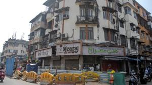 A decision will be taken by December on whether Meher Manzil in Mahim could be repaired.(Satish Bate/HT Photo) A decision will be taken by December on whether Meher Manzil in Mahim could be repaired.(Satish Bate/HT Photo)