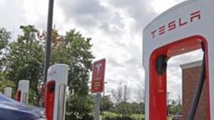 Government’s proposal includes incentives for plug-in and hybrid vehicles, fuel efficiency and carbon taxation.(AP Photo) Government’s proposal includes incentives for plug-in and hybrid vehicles, fuel efficiency and carbon taxation.(AP Photo)