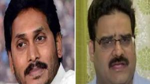 Andhra Pradesh CM Jaganmohan Reddy and BJP Leader Lanka Dinakar.(ANI) Andhra Pradesh CM Jaganmohan Reddy and BJP Leader Lanka Dinakar.(ANI)