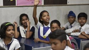 The state government order mentions that classes from 1 to 6 will be converted into English medium from the academic year 2020-21. (Representational image)(HT file) The state government order mentions that classes from 1 to 6 will be converted into English medium from the academic year 2020-21. (Representational image)(HT file)