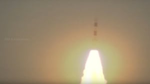 ISRO’s PSLV-47 rocket launched India’s Cartosat-3 and 13 US nanosatellites from Sriharikota on Nov 27, 2019.(ISRO / Twiiter) ISRO’s PSLV-47 rocket launched India’s Cartosat-3 and 13 US nanosatellites from Sriharikota on Nov 27, 2019.(ISRO / Twiiter)