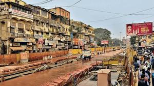 Work on the 300-metre stretch from Red Fort to Gurdwara Sis Ganj in Chandni Chowk was expected to be completed by November 30.(Sanchit Khanna/HT PHOTO) Work on the 300-metre stretch from Red Fort to Gurdwara Sis Ganj in Chandni Chowk was expected to be completed by November 30.(Sanchit Khanna/HT PHOTO)