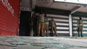 Unidentified terrorists killed a sarpanch and a local administration official in South Kashmir’s Anantnag on Tuesday (Photo by Waseem Andrabi / Hindustan Times)