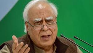 If the reasons given by the central government for imposing restrictions on communication and transport in Kashmir find the acceptance of the Supreme Court, it will have grave consequences for the nation, senior advocate Kapil Sibal argued(PTI) If the reasons given by the central government for imposing restrictions on communication and transport in Kashmir find the acceptance of the Supreme Court, it will have grave consequences for the nation, senior advocate Kapil Sibal argued(PTI)
