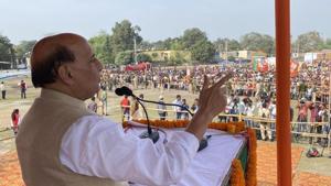 Defence Minister Rajnath Singh speaks during an election campaign rally for Jharkhand Assembly polls.(PTI Photo) Defence Minister Rajnath Singh speaks during an election campaign rally for Jharkhand Assembly polls.(PTI Photo)