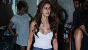 Disha Patani seen at a salon at Bandra in Mumbai.(IANS) Disha Patani seen at a salon at Bandra in Mumbai.(IANS)