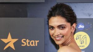 Deepika Padukone poses for photographs as she attends 'Jio MAMI 21st Mumbai Film Festival' in Mumbai.(PTI) Deepika Padukone poses for photographs as she attends 'Jio MAMI 21st Mumbai Film Festival' in Mumbai.(PTI)
