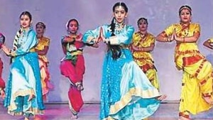 Pupils presenting a folk dance.(HT) Pupils presenting a folk dance.(HT)
