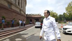 The Supreme Court ordered former finance minister P Chidambaram to furnish a personal bond of Rs 2 lakh and two sureties of the same amount.(Arvind Yadav/HT PHOTO) The Supreme Court ordered former finance minister P Chidambaram to furnish a personal bond of Rs 2 lakh and two sureties of the same amount.(Arvind Yadav/HT PHOTO)