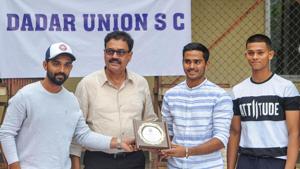Former cricketer Dilip Vengsarkar and India's Test vice-captain Ajinkya Rahane felicitate U-19 players.(PTI) Former cricketer Dilip Vengsarkar and India's Test vice-captain Ajinkya Rahane felicitate U-19 players.(PTI)