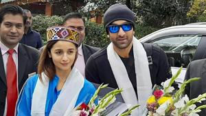 Alia Bhatt and Ranbir Kapoor in Manali for the shooting of Brahmastra.(PTI) Alia Bhatt and Ranbir Kapoor in Manali for the shooting of Brahmastra.(PTI)