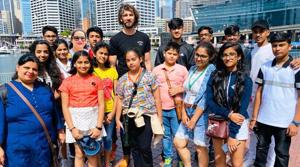 Fifteen students and two teachers took part in this programme(HT) Fifteen students and two teachers took part in this programme(HT)