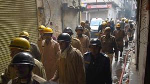 A narrow lane leading to the manufacturing factory where the fire broke out in Anaj Mandi in New Delhi on Sunday morning.(SANCHIT KHANNA/HT PHOTO.) A narrow lane leading to the manufacturing factory where the fire broke out in Anaj Mandi in New Delhi on Sunday morning.(SANCHIT KHANNA/HT PHOTO.)