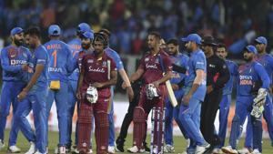 West Indies players Lendl Simmons and Nicholas Pooran being greeted by Indian team.(PTI) West Indies players Lendl Simmons and Nicholas Pooran being greeted by Indian team.(PTI)