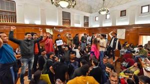 The ad-hoc teachers are demanding absorption and promotions for all.(PTI file) The ad-hoc teachers are demanding absorption and promotions for all.(PTI file)