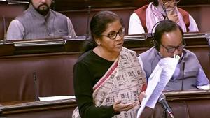 The Shiv Sena on Tuesday targeted the Bharatiya Janata Party (BJP)-led Centre over the spike in the onion prices and the state of the Indian economy.(PTI) The Shiv Sena on Tuesday targeted the Bharatiya Janata Party (BJP)-led Centre over the spike in the onion prices and the state of the Indian economy.(PTI)