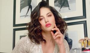 A video of Sunny Leone saying the “dhai kilo ka haath” line at an event has surfaced online. A video of Sunny Leone saying the “dhai kilo ka haath” line at an event has surfaced online.