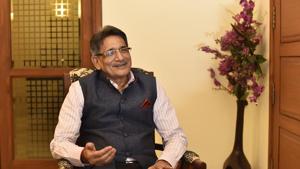 Former Chief Justice Of India R M Lodha during an interaction with HH Nirmal Pathak in New Delhi.(Vipin Kumar/HT PHOTO)