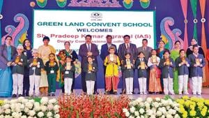 The achievers were awarded and the principal read the annual report.(HT) The achievers were awarded and the principal read the annual report.(HT)