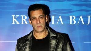 Salman Khan poses for pictures at designer Kresha Bajaj's fashion show in Mumbai on Sunday. (ANI Photo)(ANI) Salman Khan poses for pictures at designer Kresha Bajaj's fashion show in Mumbai on Sunday. (ANI Photo)(ANI)