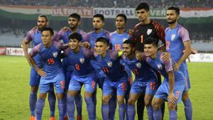 Indian football team pose for a group prior to their World Cup 2022 group E qualifying match in Kolkata.(AP) Indian football team pose for a group prior to their World Cup 2022 group E qualifying match in Kolkata.(AP)