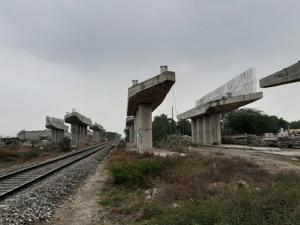 The project has alone missed three deadlines in 2017—March 31, July 31 and December 31. Around 15% work of the project is still to be completed.(HT PHOTO) The project has alone missed three deadlines in 2017—March 31, July 31 and December 31. Around 15% work of the project is still to be completed.(HT PHOTO)