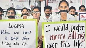 The protesting students had two days ago lifted their dharna after three months on the assurance given by health minister Anil Vij that they would be shifted to other colleges.(HT PHOTO) The protesting students had two days ago lifted their dharna after three months on the assurance given by health minister Anil Vij that they would be shifted to other colleges.(HT PHOTO)