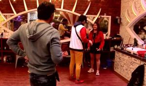 Bigg Boss 13: Shehnaaz cries as she confronts Paras and Sidharth. Bigg Boss 13: Shehnaaz cries as she confronts Paras and Sidharth.