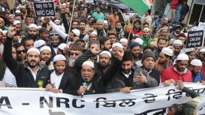 Members of Muslim communities holding protest against NRC, CAB and the Central government at Chandani Chowk in Patiala on Thursday.(Bharat Bhushan/ HT) Members of Muslim communities holding protest against NRC, CAB and the Central government at Chandani Chowk in Patiala on Thursday.(Bharat Bhushan/ HT)
