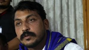 Founder and president of Bheem Army Chandra Shekhar Azad gave the police the slip at a protest at Jama Masjid in Delhi on Friday.(HT Photo) Founder and president of Bheem Army Chandra Shekhar Azad gave the police the slip at a protest at Jama Masjid in Delhi on Friday.(HT Photo)