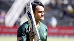 Mohammed Hafeez walks off the pitch.(File Photo) Mohammed Hafeez walks off the pitch.(File Photo)