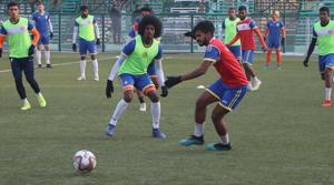 Real Kashmir take on Chennai City FC in I-League.(AIFF) Real Kashmir take on Chennai City FC in I-League.(AIFF)