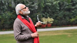 PM Modi posted a tweet about watching the solar eclipse, which is occurring today.(Twitter/@narendramodi) PM Modi posted a tweet about watching the solar eclipse, which is occurring today.(Twitter/@narendramodi)