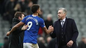 Everton manager Carlo Ancelotti and Everton's Dominic Calvert-Lewin celebrate after the match.(REUTERS)