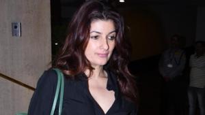 Twinkle Khanna seen at the residence of fashion designer Manish Malhotra in Mumbai.(IANS) Twinkle Khanna seen at the residence of fashion designer Manish Malhotra in Mumbai.(IANS)