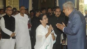Bengal Governor and Chief Minister Mamata Banerjee’s relationship is frosty at best.(Samir Jana/HT Photo) Bengal Governor and Chief Minister Mamata Banerjee’s relationship is frosty at best.(Samir Jana/HT Photo)