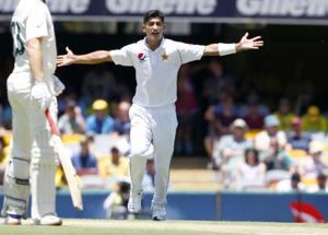 Pakistan's Naseem Shah appeals for the wicket of Australia's David Warner during their cricket test match in Brisbane, Australia.(AP) Pakistan's Naseem Shah appeals for the wicket of Australia's David Warner during their cricket test match in Brisbane, Australia.(AP)