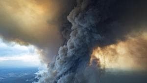 Eight people have been killed by wildfires in the eastern states of New South Wales and Victoria since Monday, and 18 are still missing.(AP) Eight people have been killed by wildfires in the eastern states of New South Wales and Victoria since Monday, and 18 are still missing.(AP)