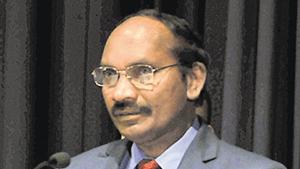 Ahead of the space agency’s attempt to make a soft landing on the moon, ISRO chief K Sivan had described the countdown to the final descent as “15 minutes of terror”.(HT PHOTO.) Ahead of the space agency’s attempt to make a soft landing on the moon, ISRO chief K Sivan had described the countdown to the final descent as “15 minutes of terror”.(HT PHOTO.)