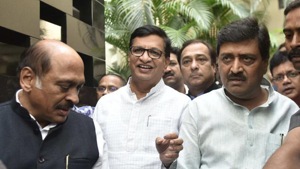 Senior Congress leader Ashok Chavan, Balasaheb Thorat and Manikrao Thakre stepping out of Hotel Trident in Bandra-Kurla Complex where they had meeting with Shiv Sena chief Uddhav Thackeray.(Satish Bate/HT file photo) Senior Congress leader Ashok Chavan, Balasaheb Thorat and Manikrao Thakre stepping out of Hotel Trident in Bandra-Kurla Complex where they had meeting with Shiv Sena chief Uddhav Thackeray.(Satish Bate/HT file photo)