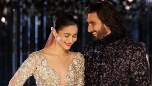 Alia Bhatt and Ranveer Singh will be seen together in Takht. Alia Bhatt and Ranveer Singh will be seen together in Takht.